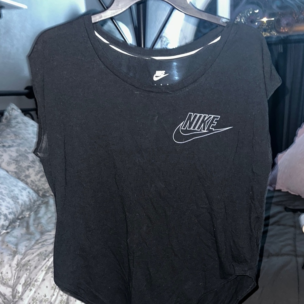 Nike Black Relaxed Short Sleeve Tee